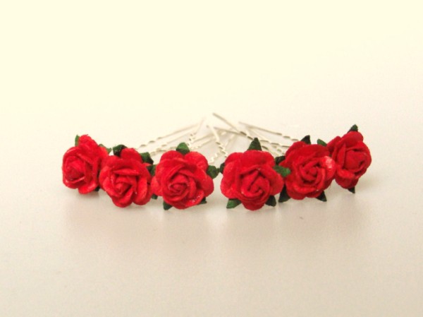 Small red open roses x 6